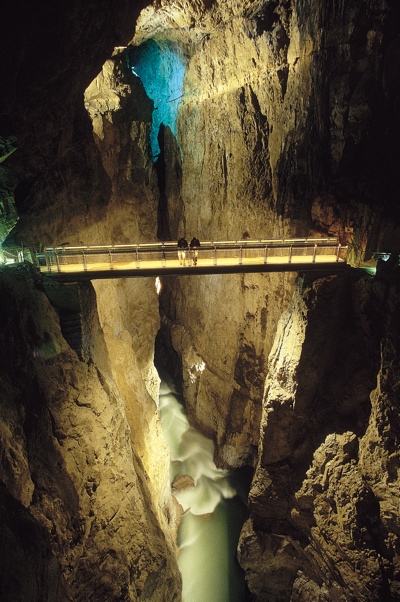 Škocjan Caves: Cerkvenik Bridge